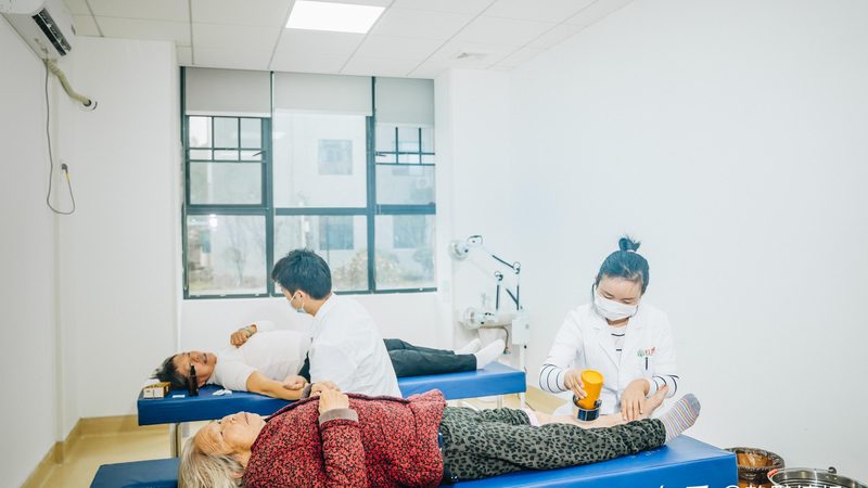 养老公寓生活照料服务：全方位呵护失能老人的温馨家园