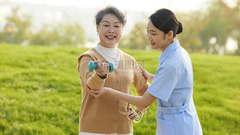 智能养老院设备凭什么比普通养老设备贵几倍
