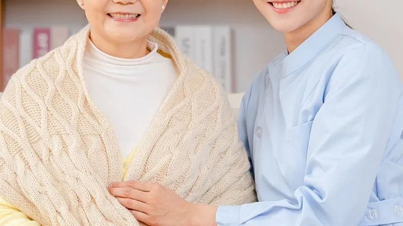 陪护床的结构设计直接关系到其使用过程中的安全性。选购时，应注意以下几点：