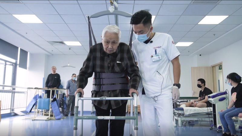 行业现状：专业护理需求日益增长