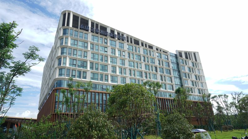 敬老院与养老院：本质区别与加盟条件解析**