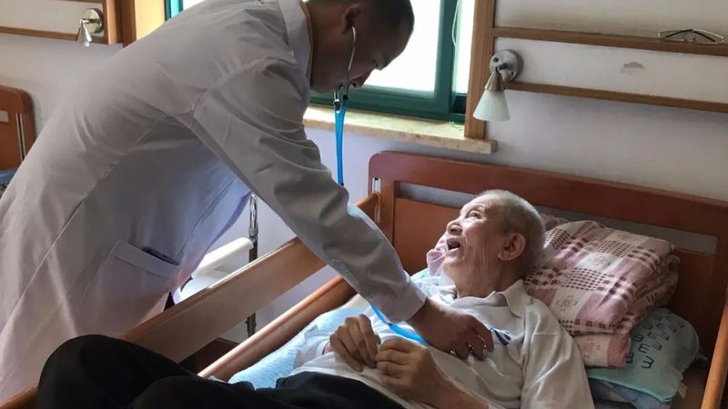 农村社区养老服务中心收费标准揭秘：揭秘背后的因素与考量